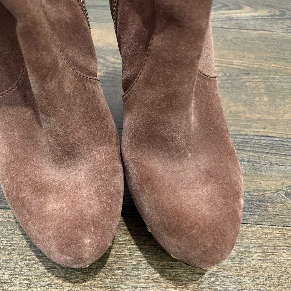 MICHAEL Michael Kors Brown Suede Studded‎ Platforn Ankle Boots Sz. 8 - Picture 3 of 9